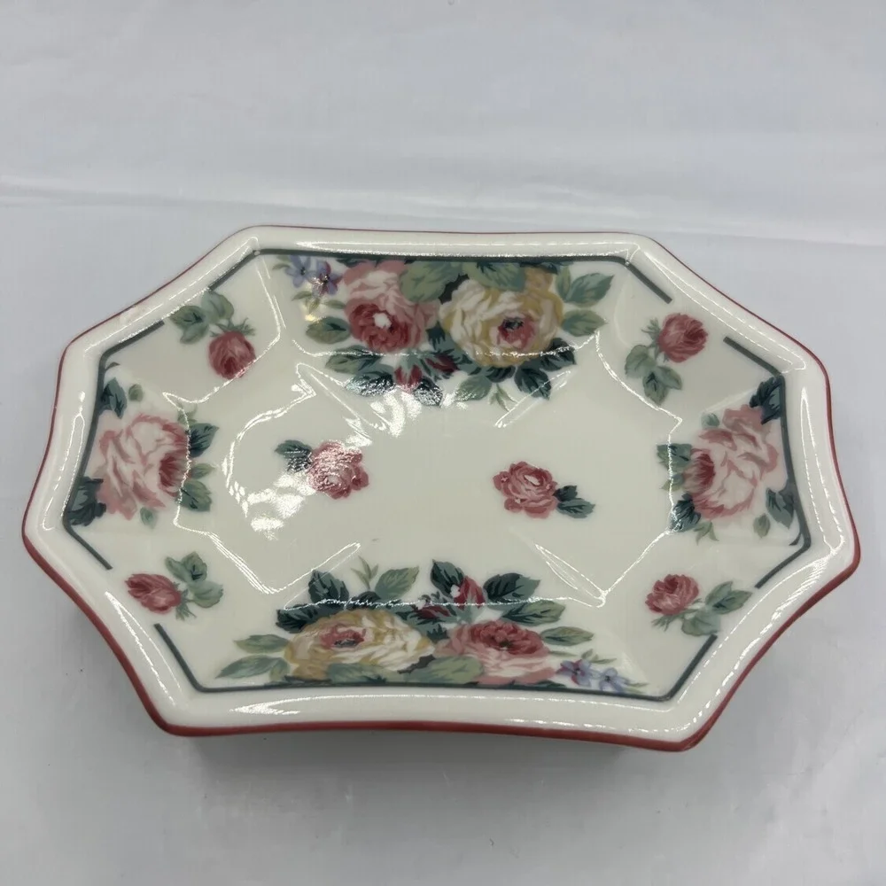 Vintage Croscill Dathelle Fashions Ceramic Soap Dish Pink Rose Japan